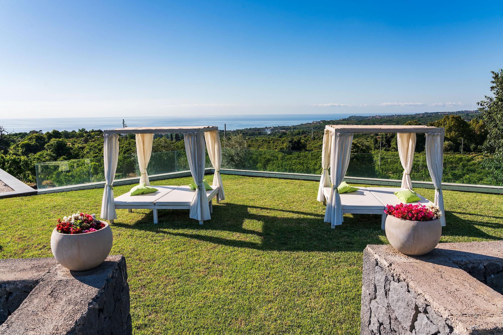Kepos Etna Relais & Exclusive Hotel 4*